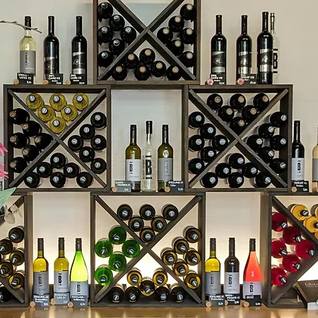 Gasthof Weingut-gästehaus Buchert *