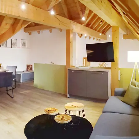 Weingut-gaestehaus Buchert *